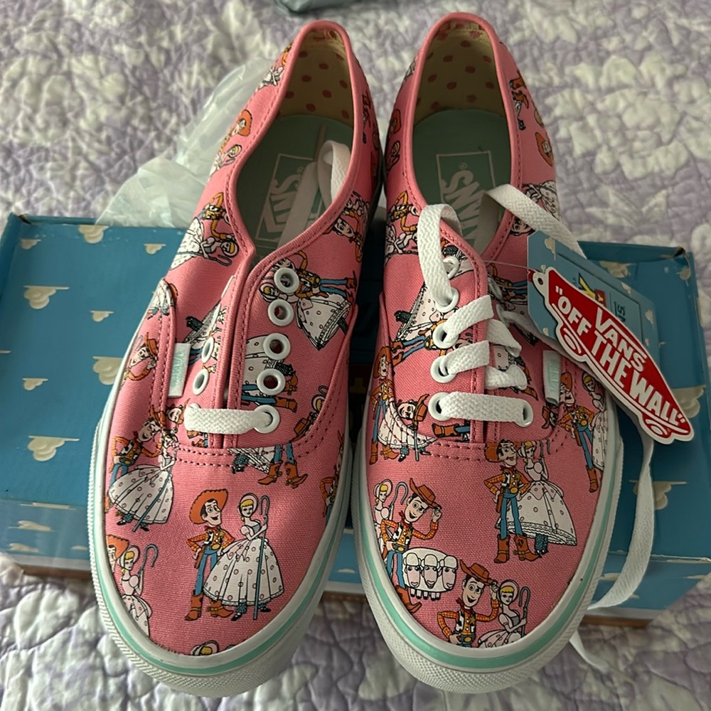 Toy Story Vans Authentic Woody/Bo Peep woman’s 8